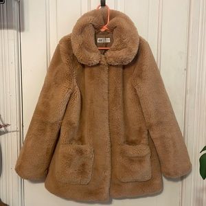 H&M girls size 10 faux fur coat